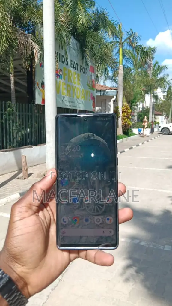Sharp Aquos R6 128 GB Black