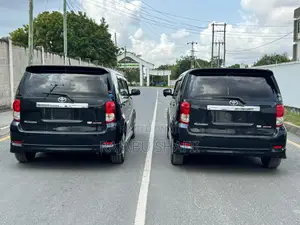 Toyota Corolla Rumion Hatchback 1.5 FWD 2008 Black