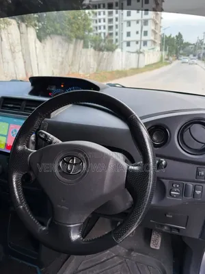 Toyota bB 2006 Silver