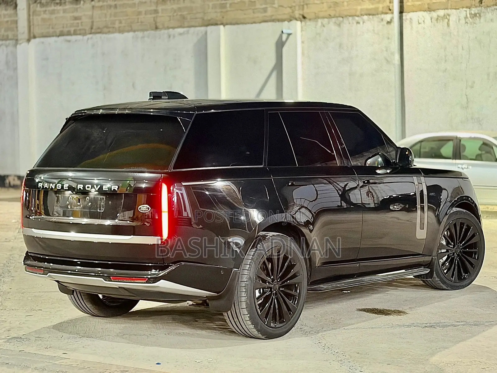 Land Rover Range Rover Vogue 2024 Black