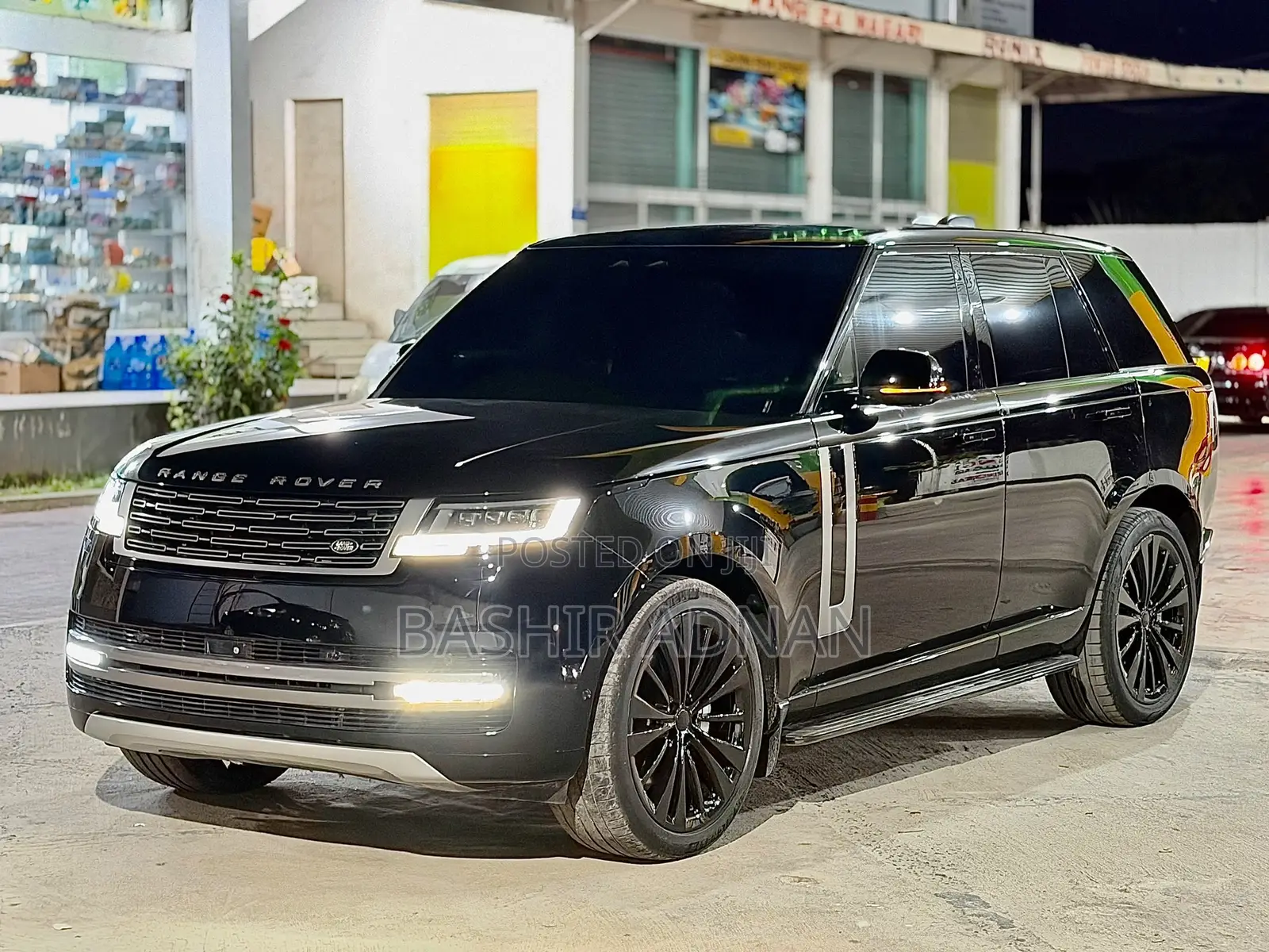 Land Rover Range Rover Vogue 2024 Black