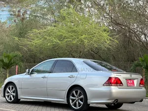Toyota Crown 2006 Silver