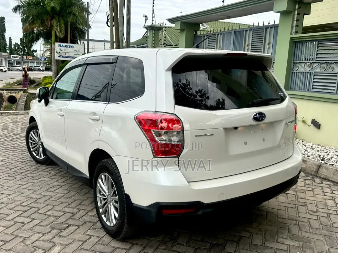 Subaru Forester 2014 Pearl