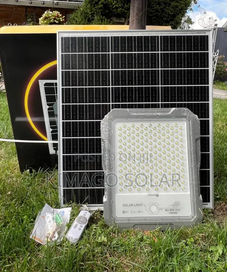 Solar Floodlight 1500w Mj-Bw1500 Original Inayokuja Na Kila Kitu