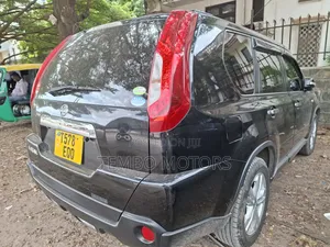 Nissan X-Trail 2012 Black