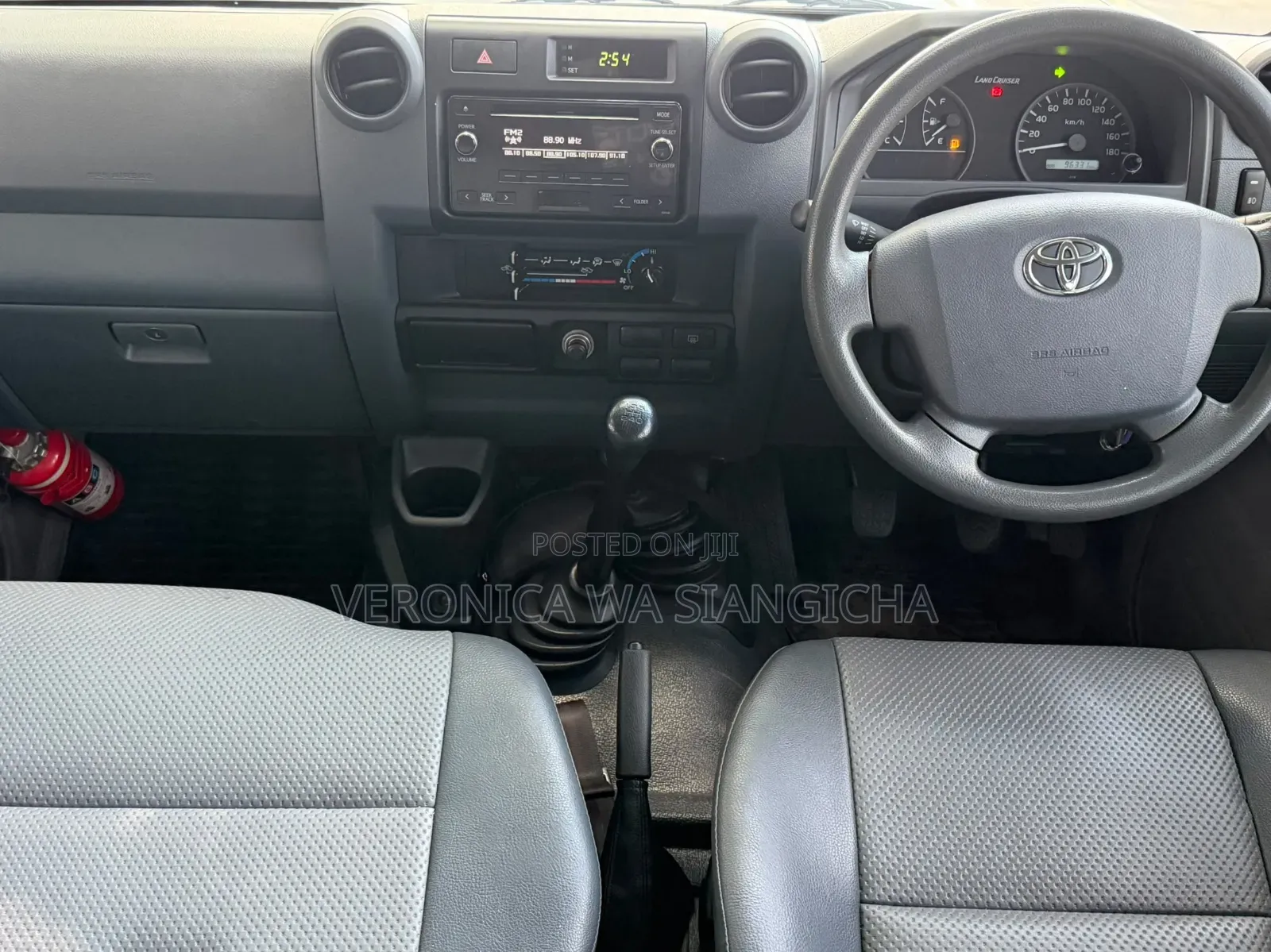 Toyota Land Cruiser 2018 White