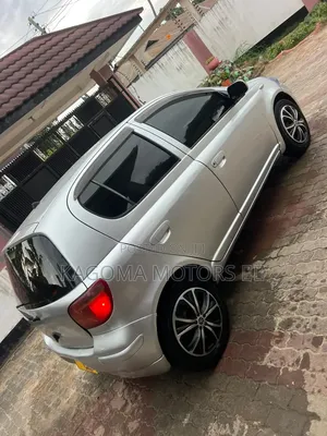 Toyota Vitz 2002 Silver