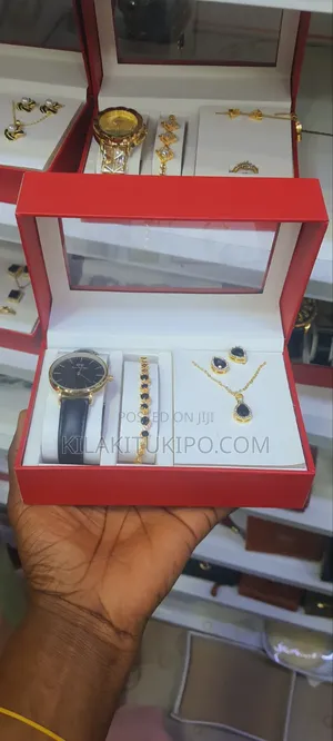 Dw- Watch,Bracelet, Necklace, Ring,Ear Ring 5 in 1