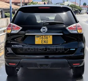 Nissan X-Trail 2012 Black