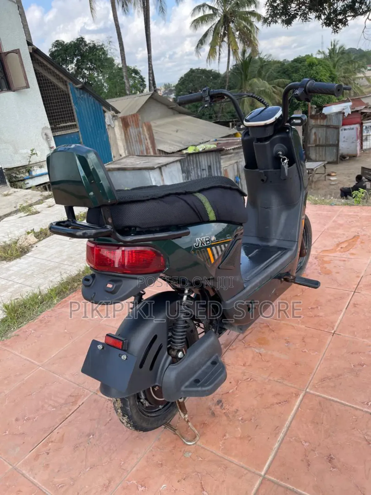Arc Vector 2025 Black