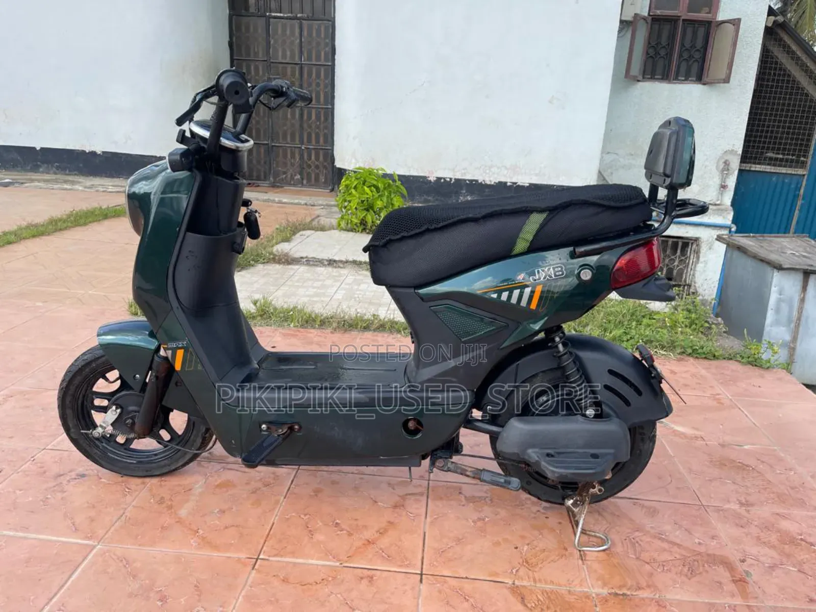 Arc Vector 2025 Black