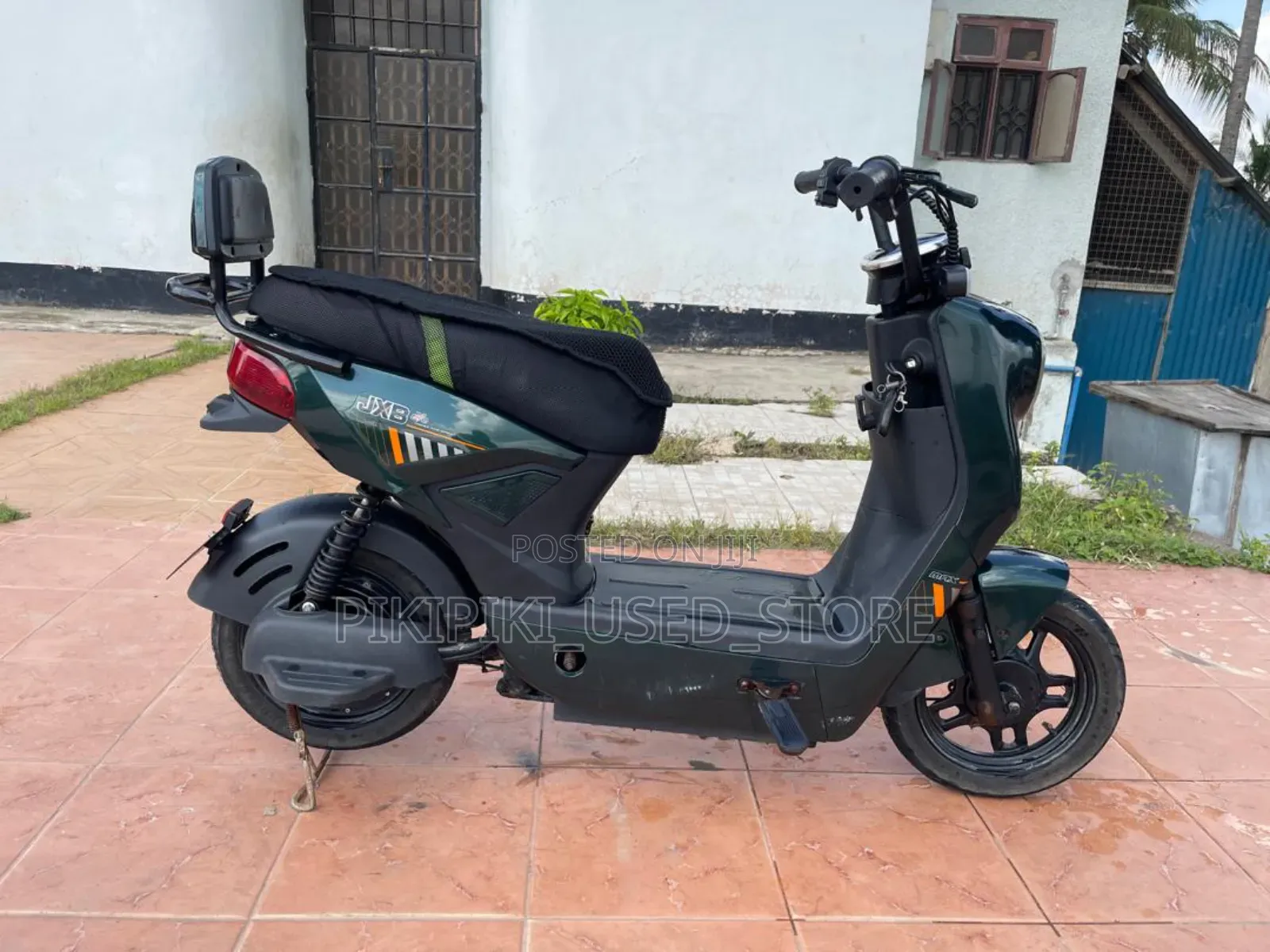Arc Vector 2025 Black