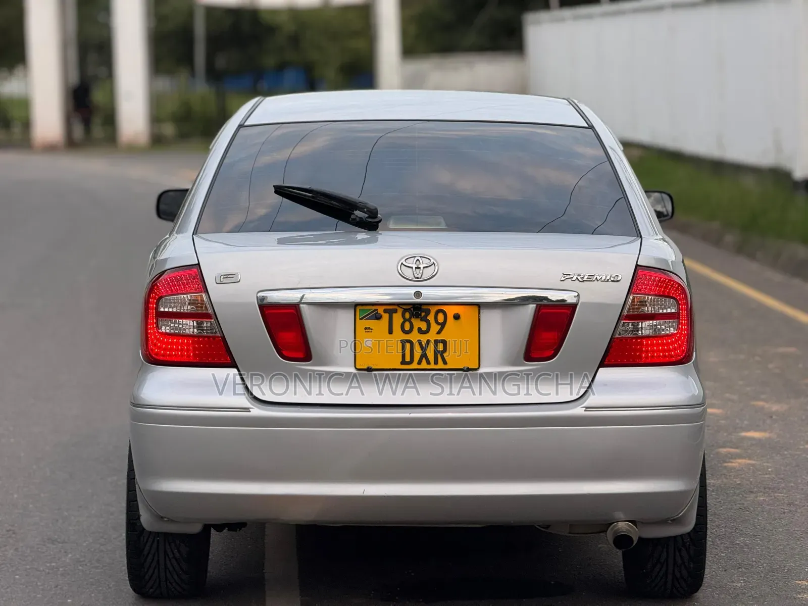 Toyota Premio 2004 Silver