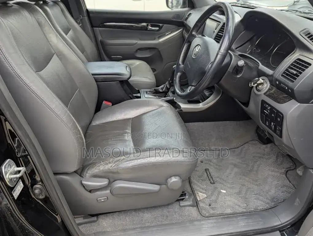 Toyota Land Cruiser Prado 2007 Black
