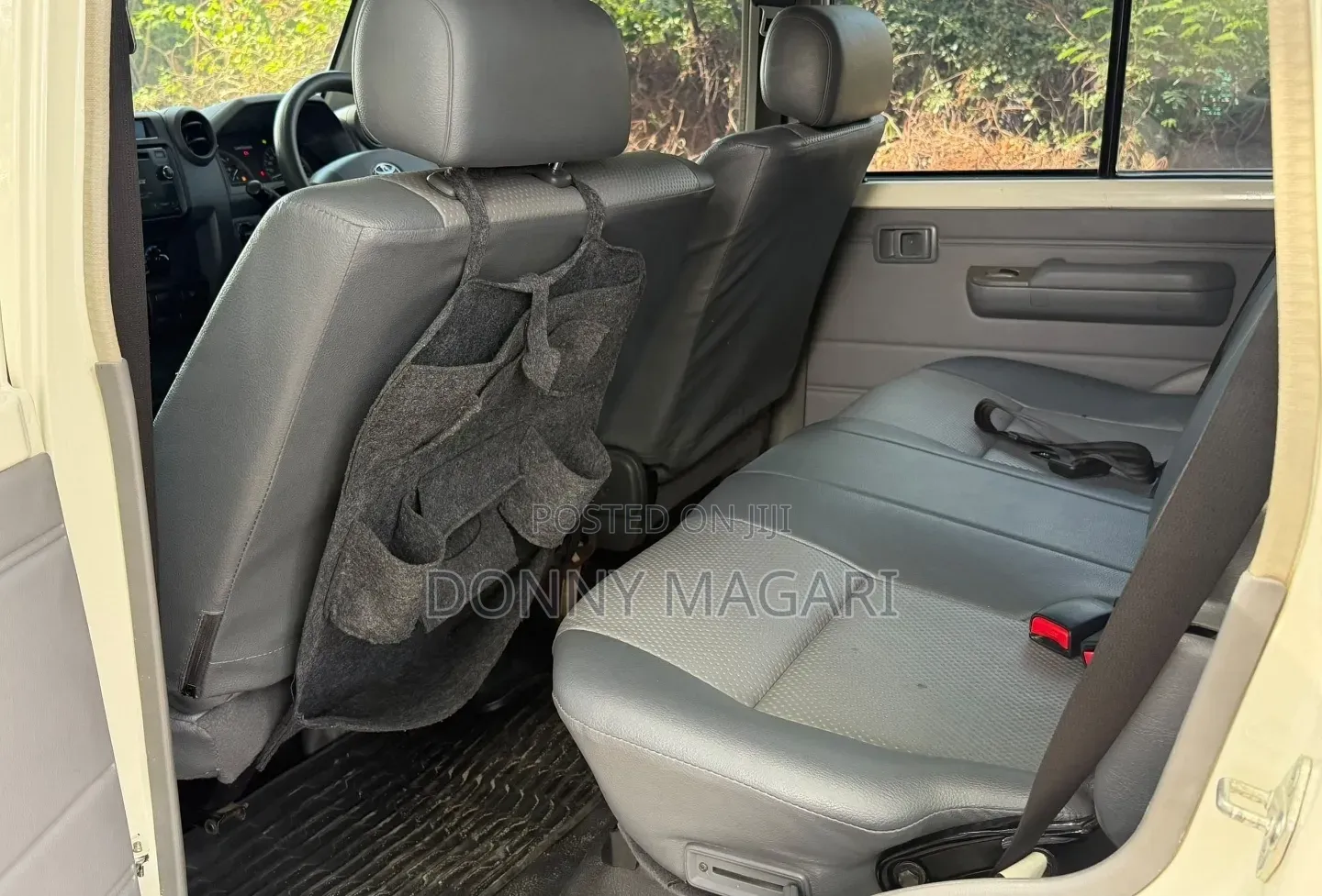 Toyota Land Cruiser 2018 White