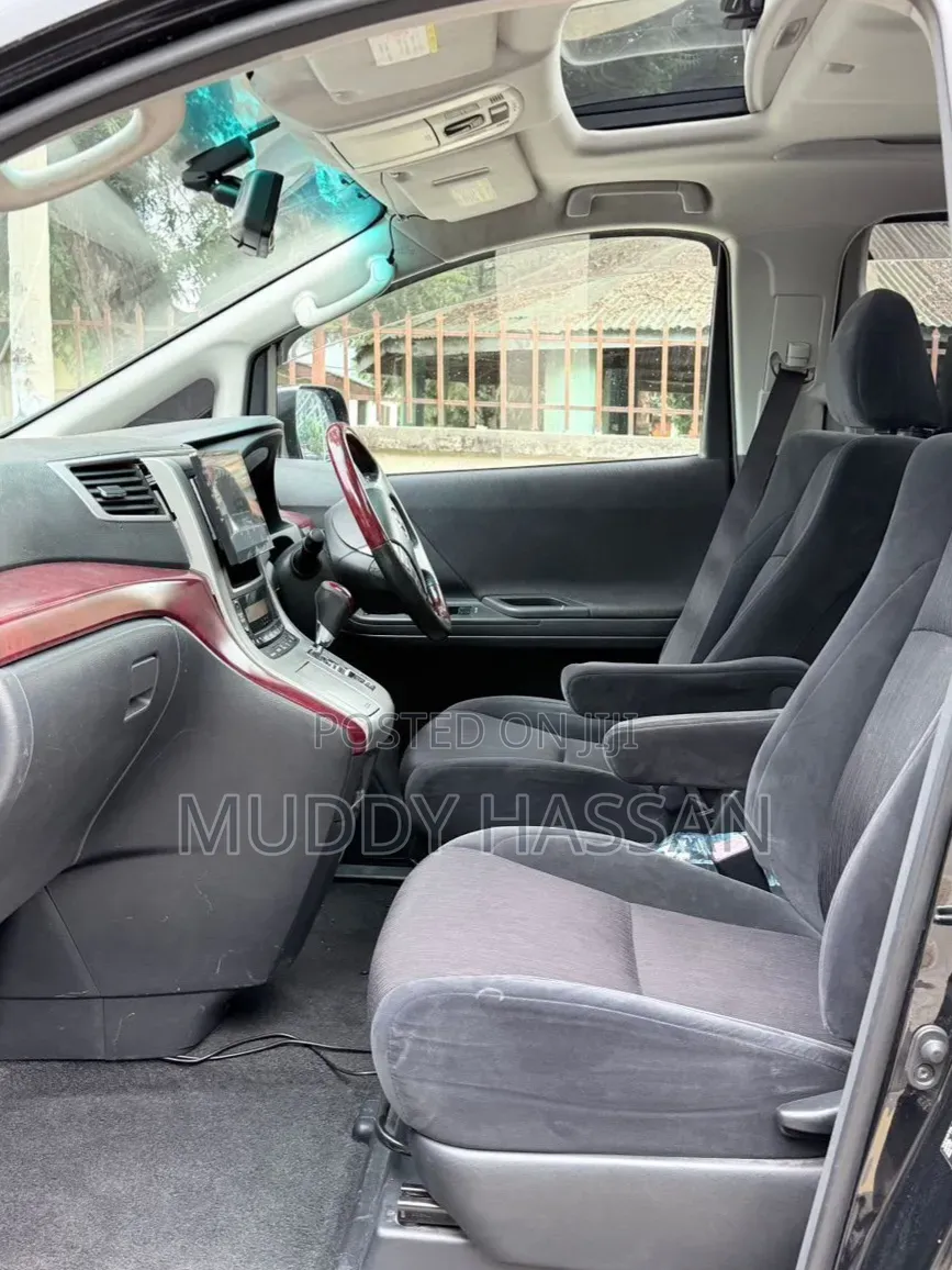 Toyota Alphard 2008 Black