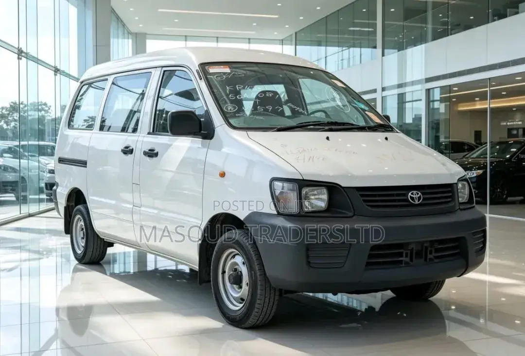 Toyota TownAce Noah 2001 Off white