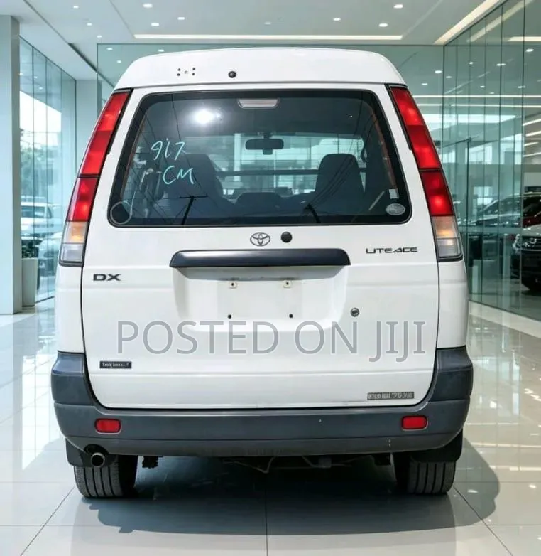Toyota TownAce 2006 White