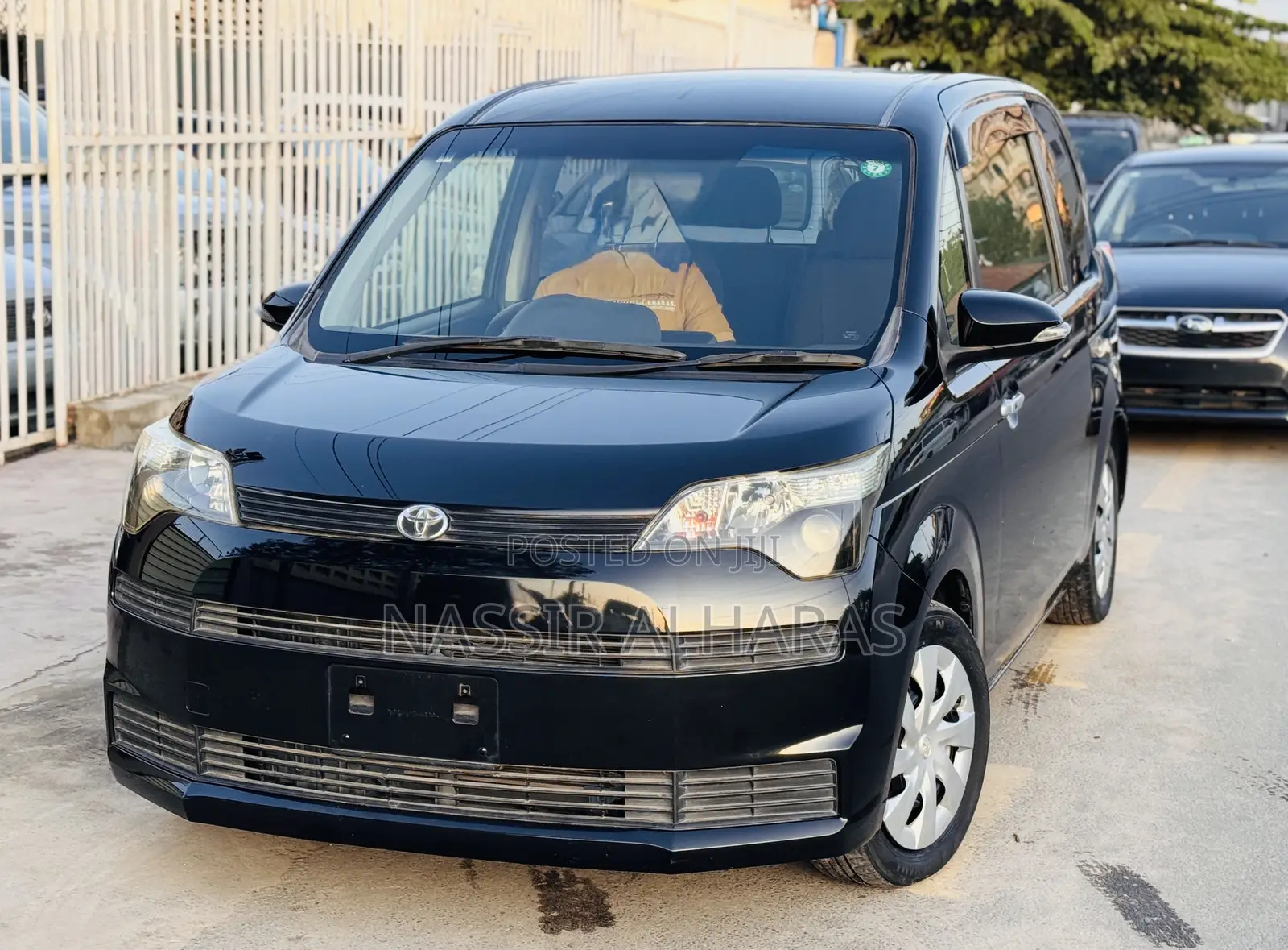 Toyota Spade 1.5 2013 Black