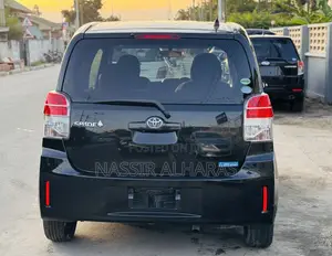 Toyota Spade 1.5 2013 Black