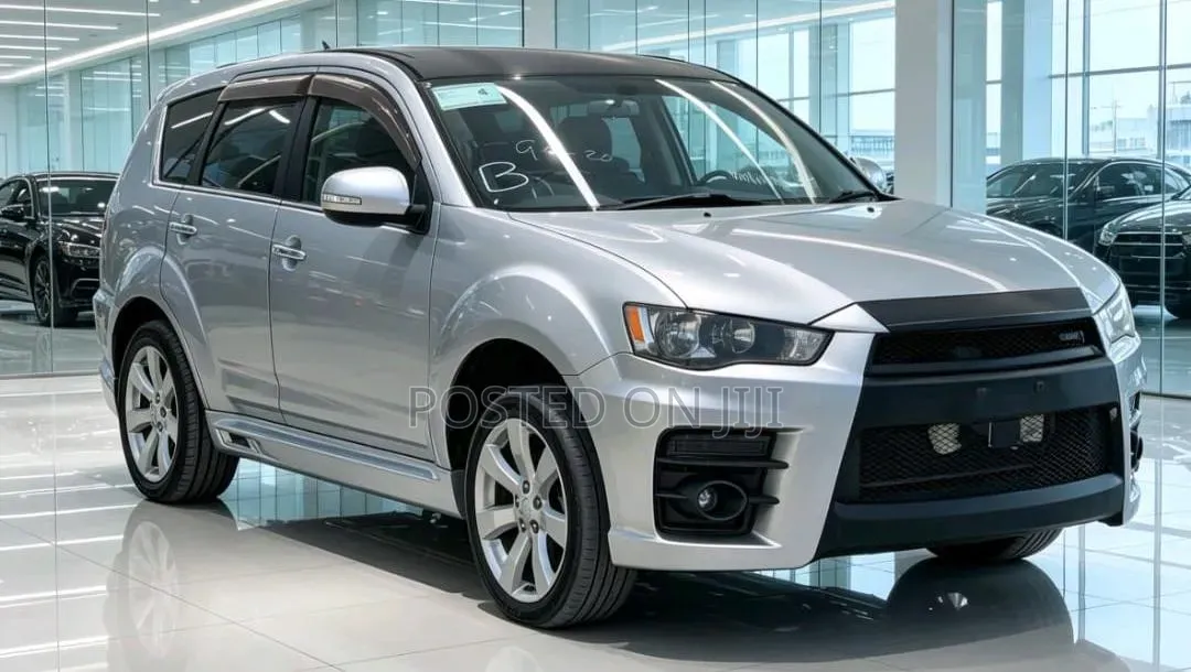 Mitsubishi Outlander 2010 Silver