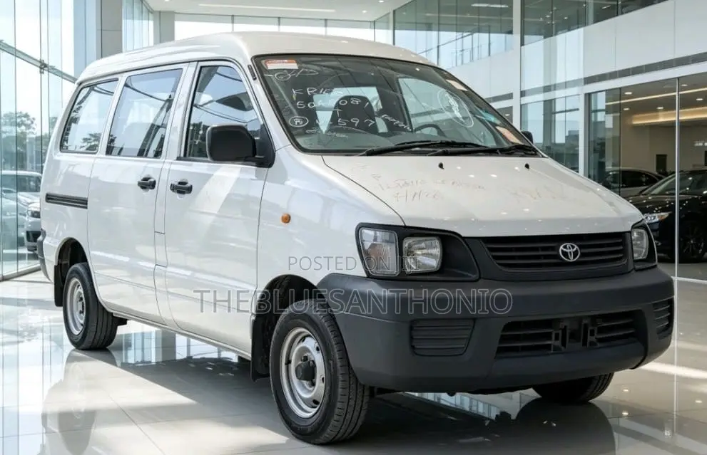 Toyota Noah 2006 White