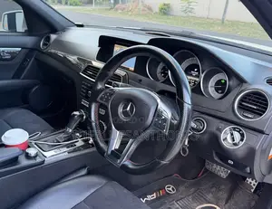 Mercedes-Benz C-Class 2014 White