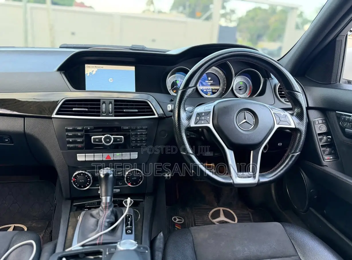 Mercedes-Benz C-Class 2014 White