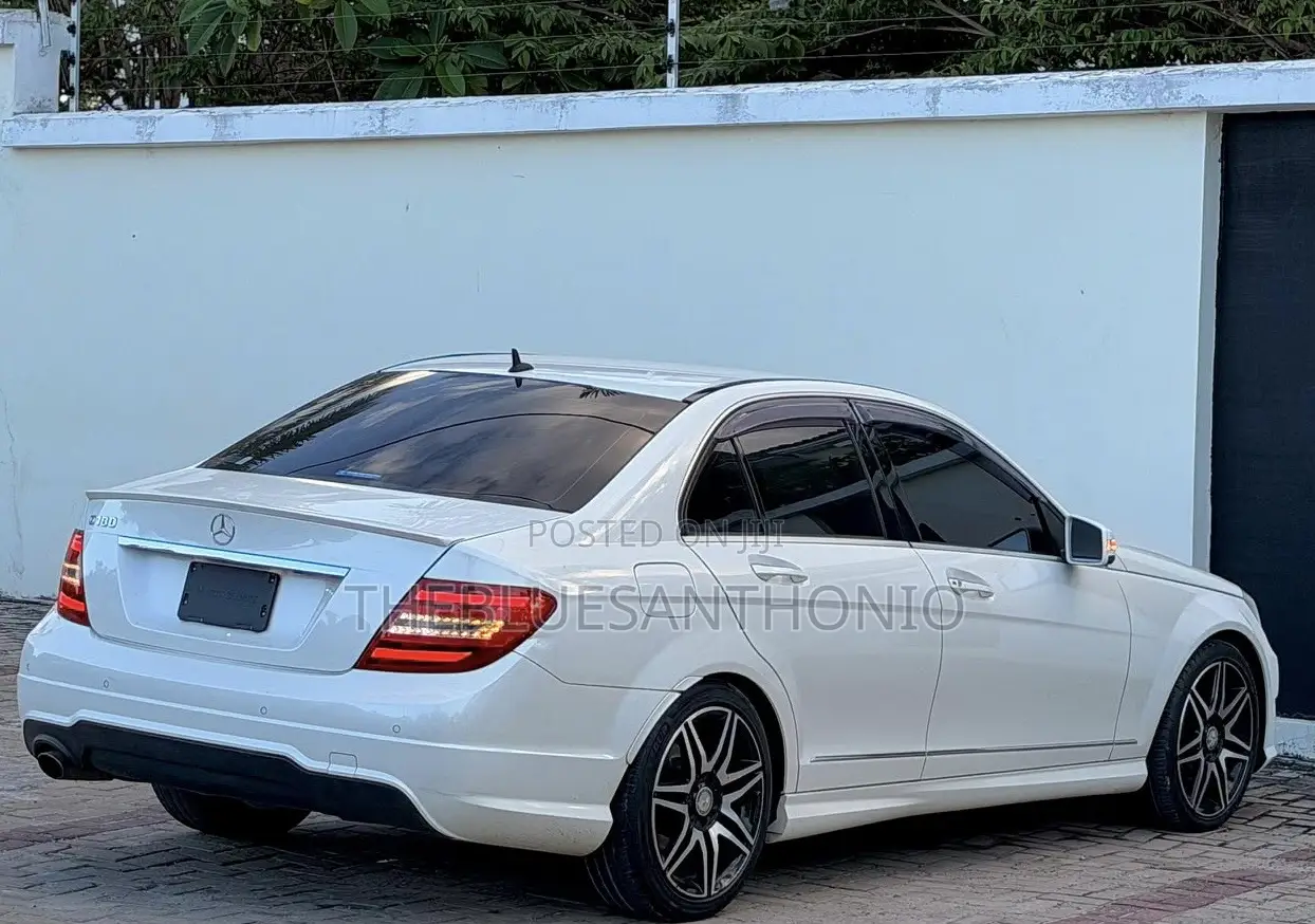 Mercedes-Benz C-Class 2014 White