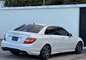 Mercedes-Benz C-Class 2014 White