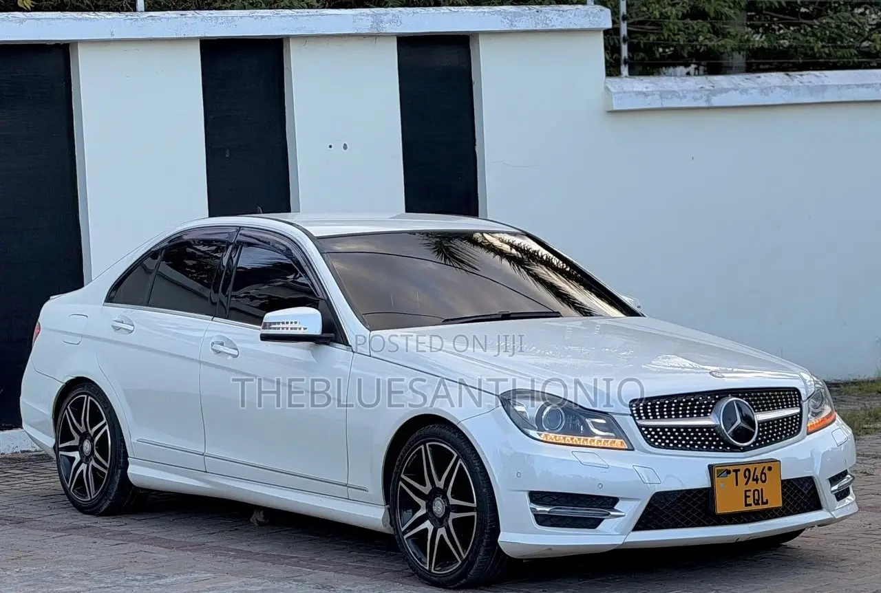 Mercedes-Benz C-Class 2014 White