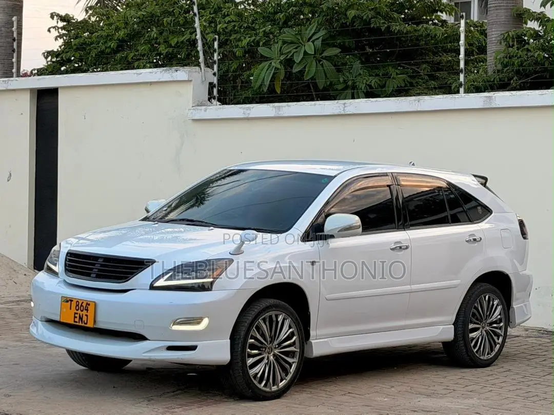 Toyota Harrier 2007 White