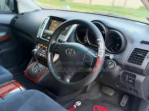 Toyota Harrier 2006 White