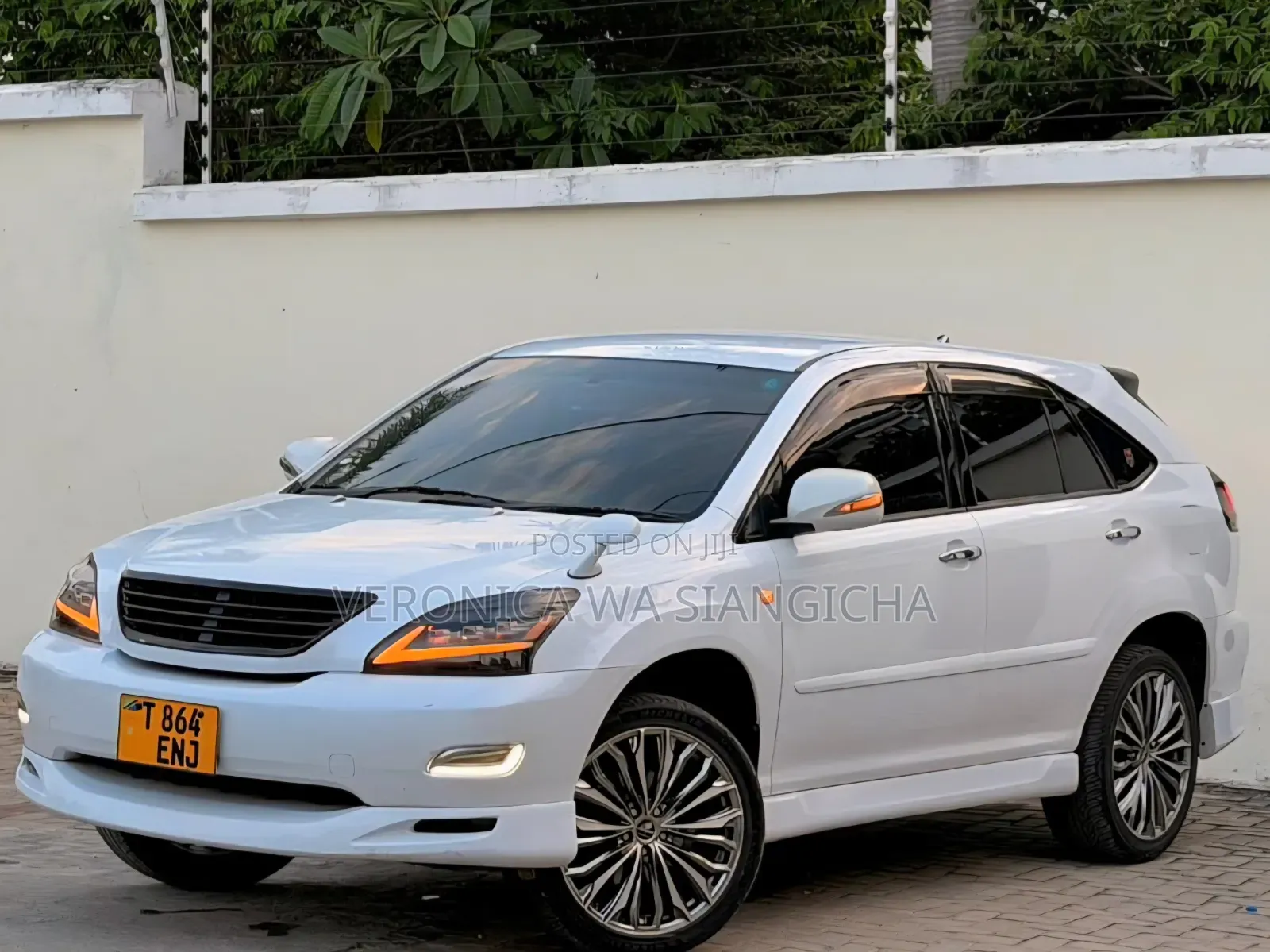 Toyota Harrier 2006 White