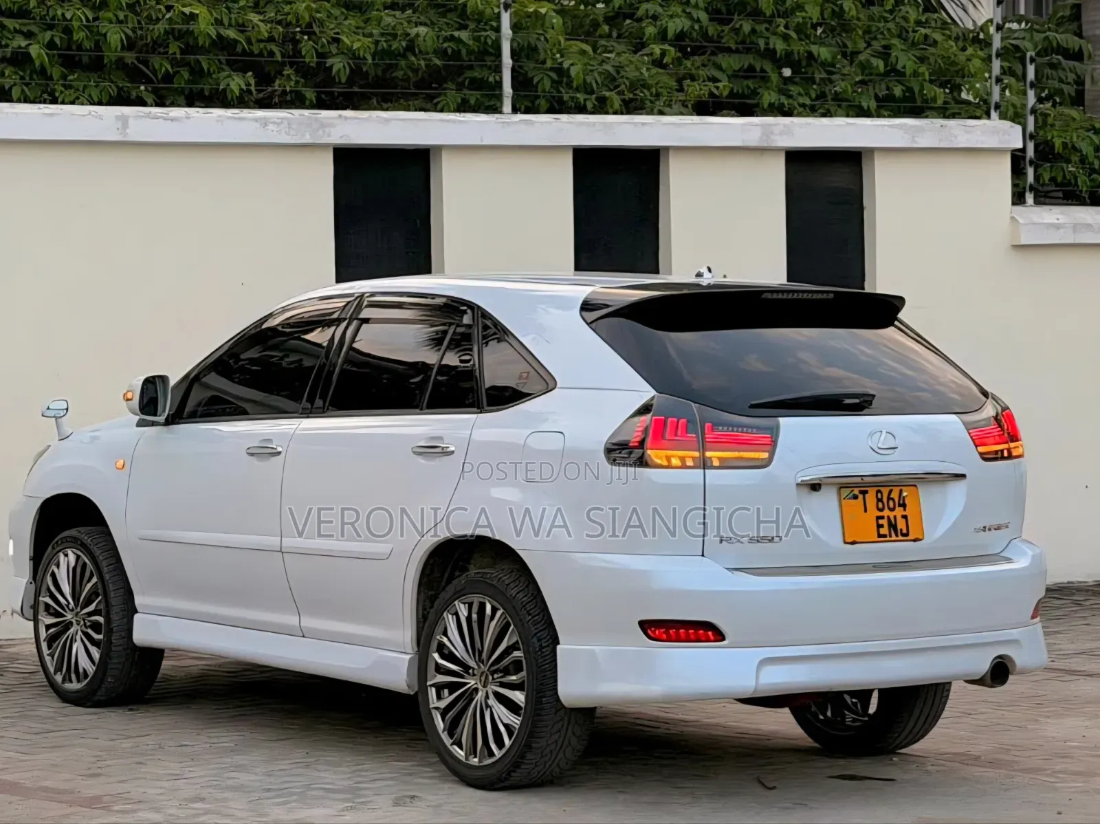 Toyota Harrier 2006 White