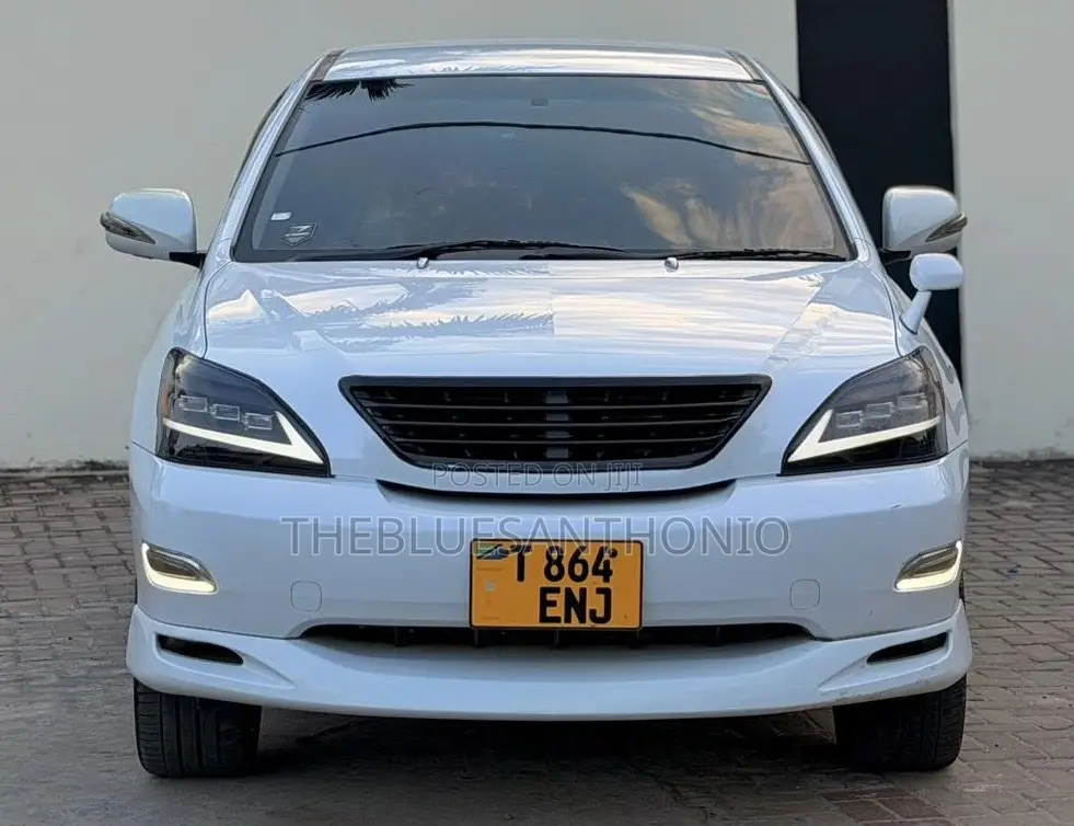 Toyota Harrier 2007 White