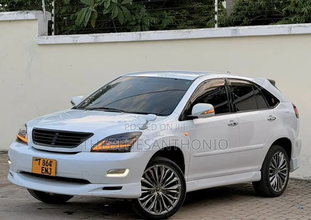 Toyota Harrier 2007 White