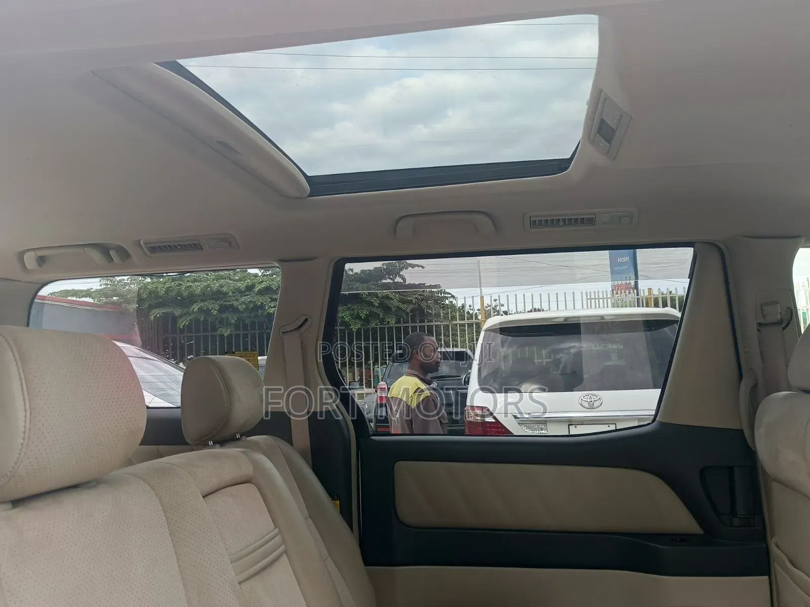 Toyota Alphard 2006 White