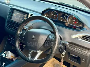 Peugeot 2008 2014 White