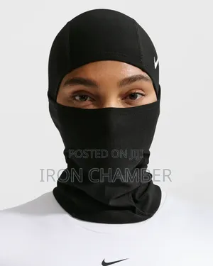 Nike Pro Therma-fit Hood.