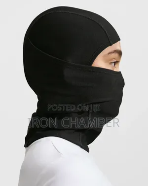 Nike Pro Therma-fit Hood.
