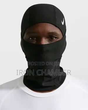 Nike Pro Therma-fit Hood.