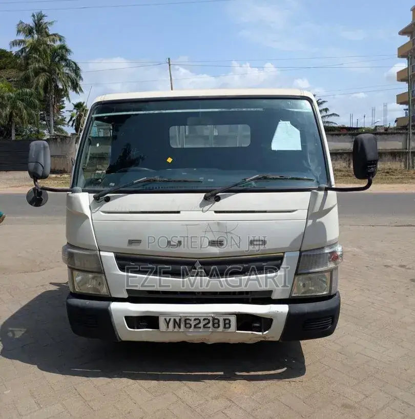 Mitsubishi Fuso Truck – Milion 59.5 Plus Registration