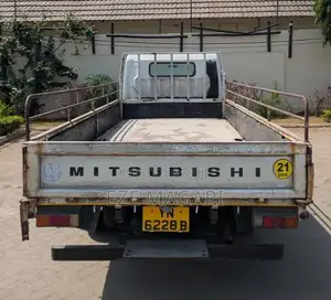 Mitsubishi Fuso Truck – Milion 59.5 Plus Registration