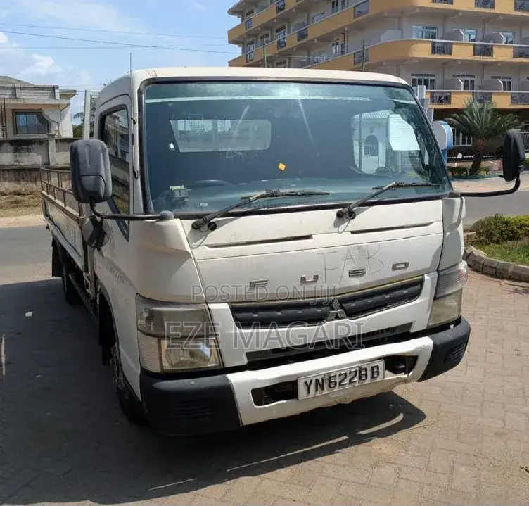 Mitsubishi Fuso Truck – Milion 59.5 Plus Registration