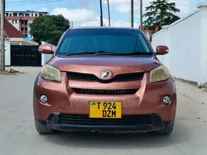 Toyota IST 2007 Brown