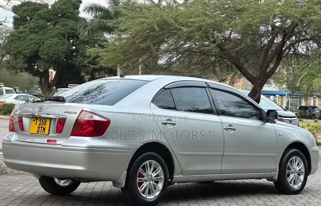 Toyota Premio 2004 Silver