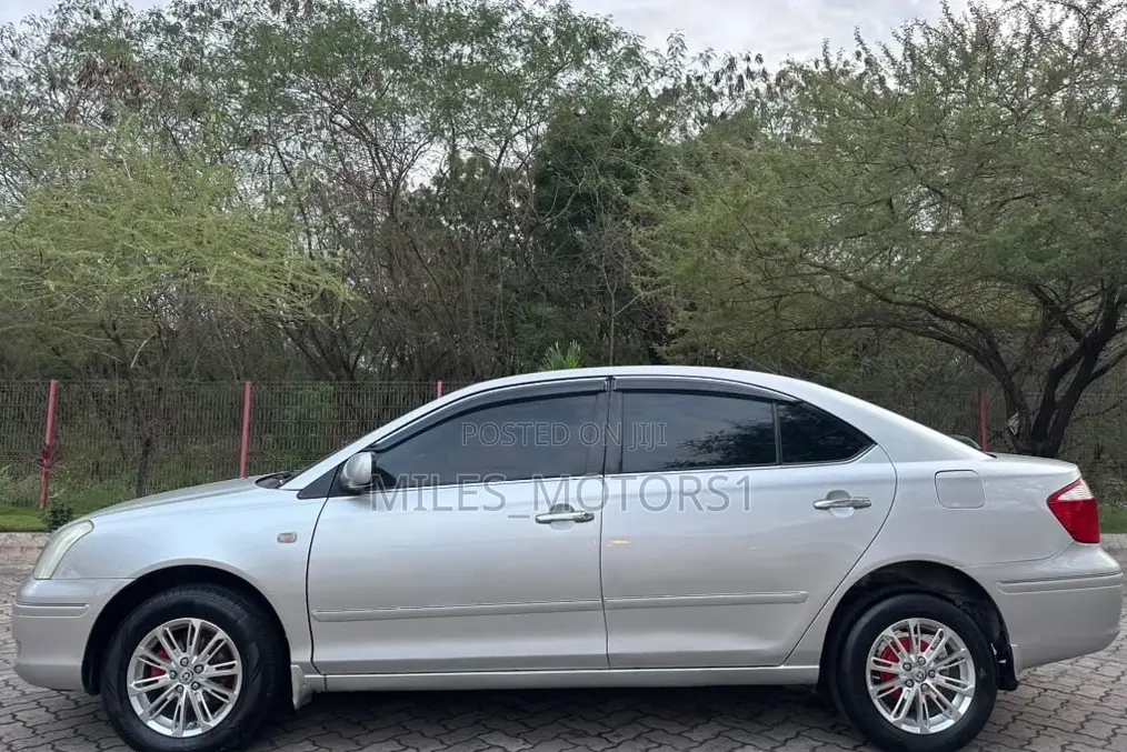 Toyota Premio 2004 Silver