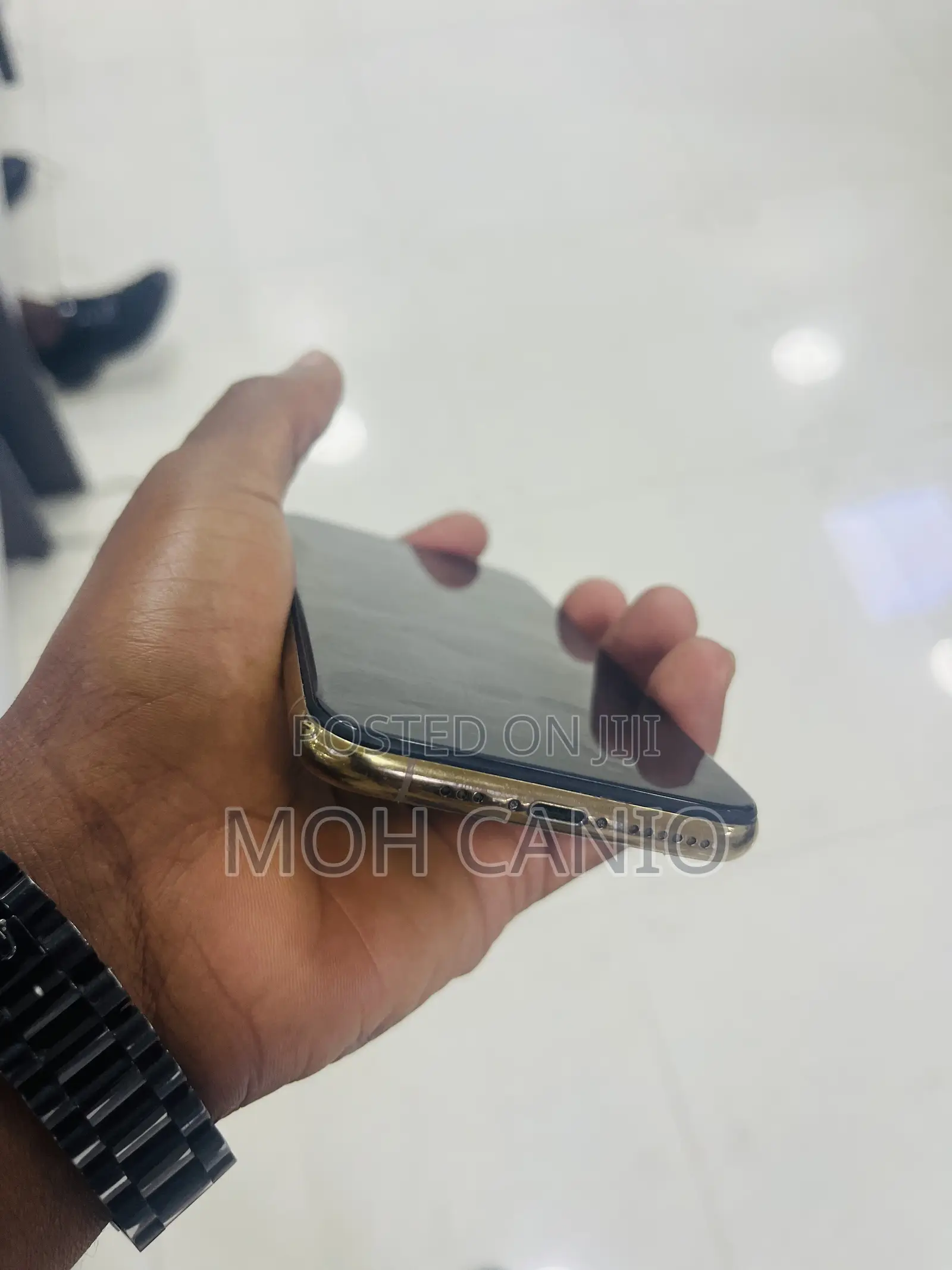 Apple iPhone 11 Pro 64 GB Gold