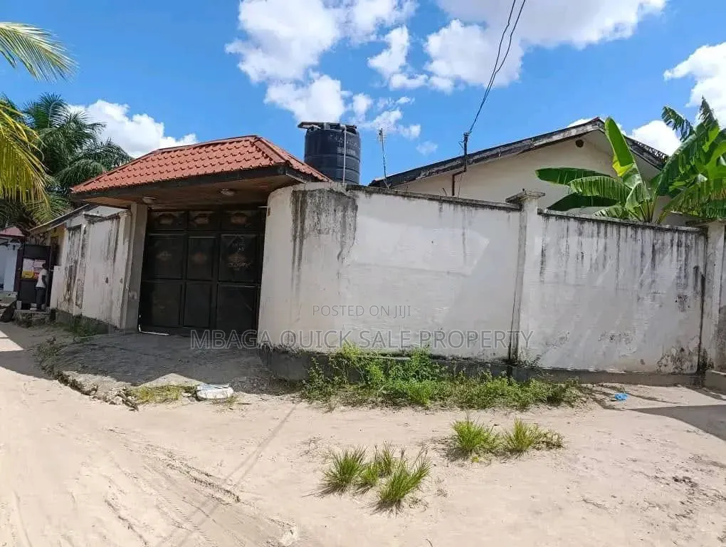 3bdrm House in Buza, Temeke for sale